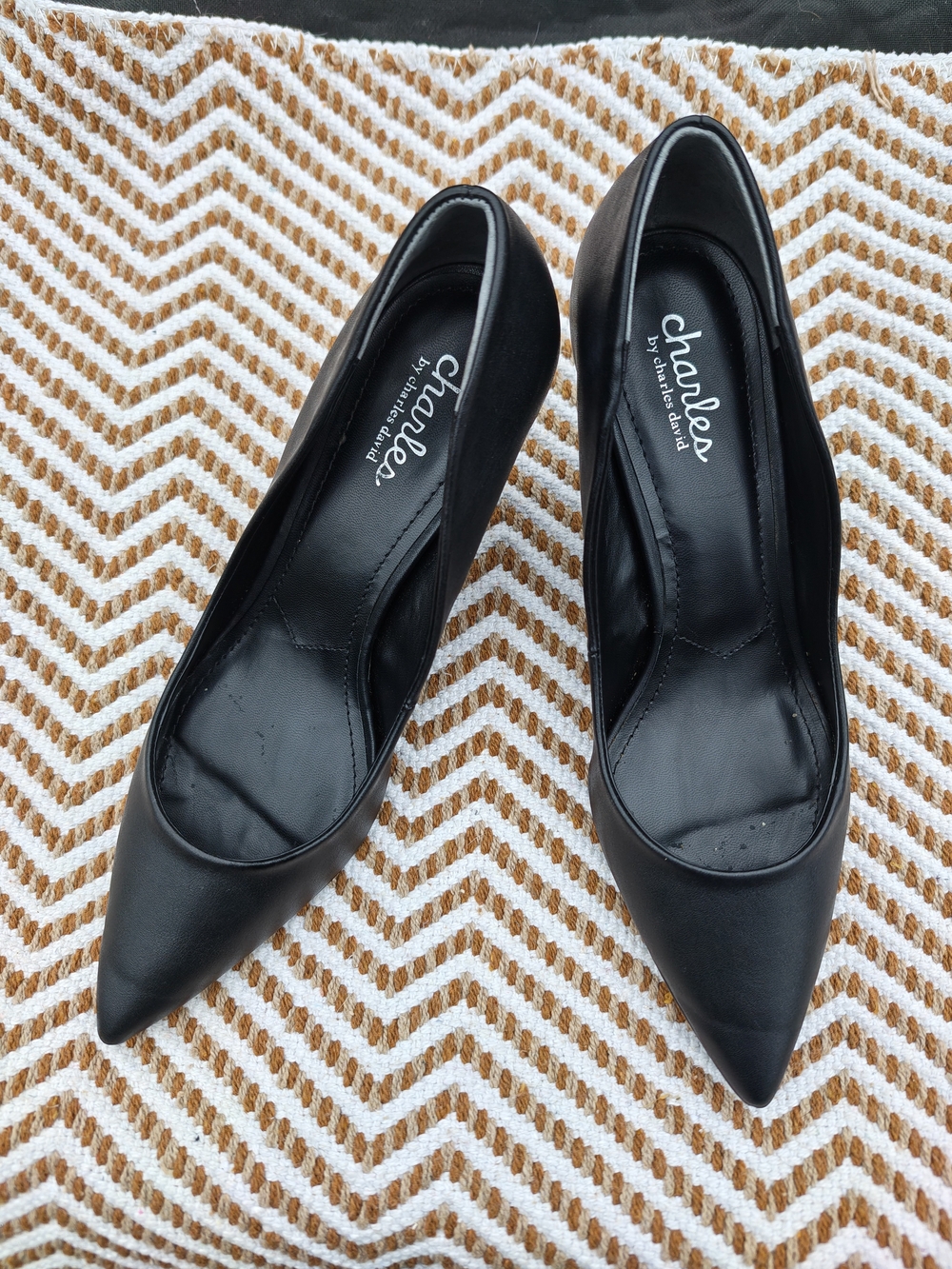 Charles By Charles David Black Pointed-Toe Pumps